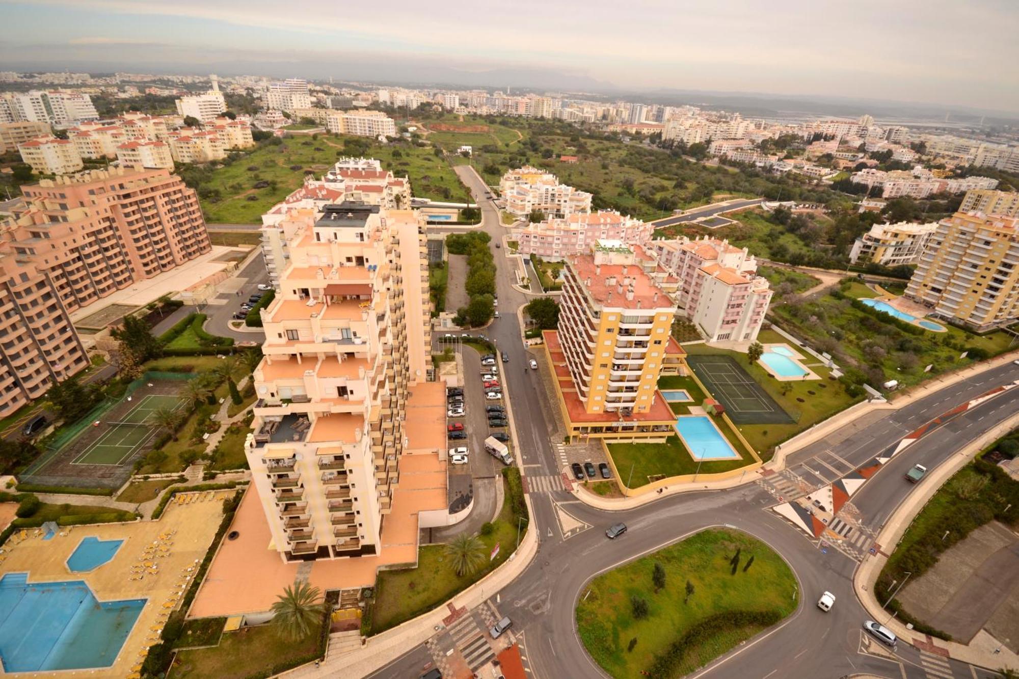 Apartamentos Turisticos Perola Da Rocha ポルティマン エクステリア 写真