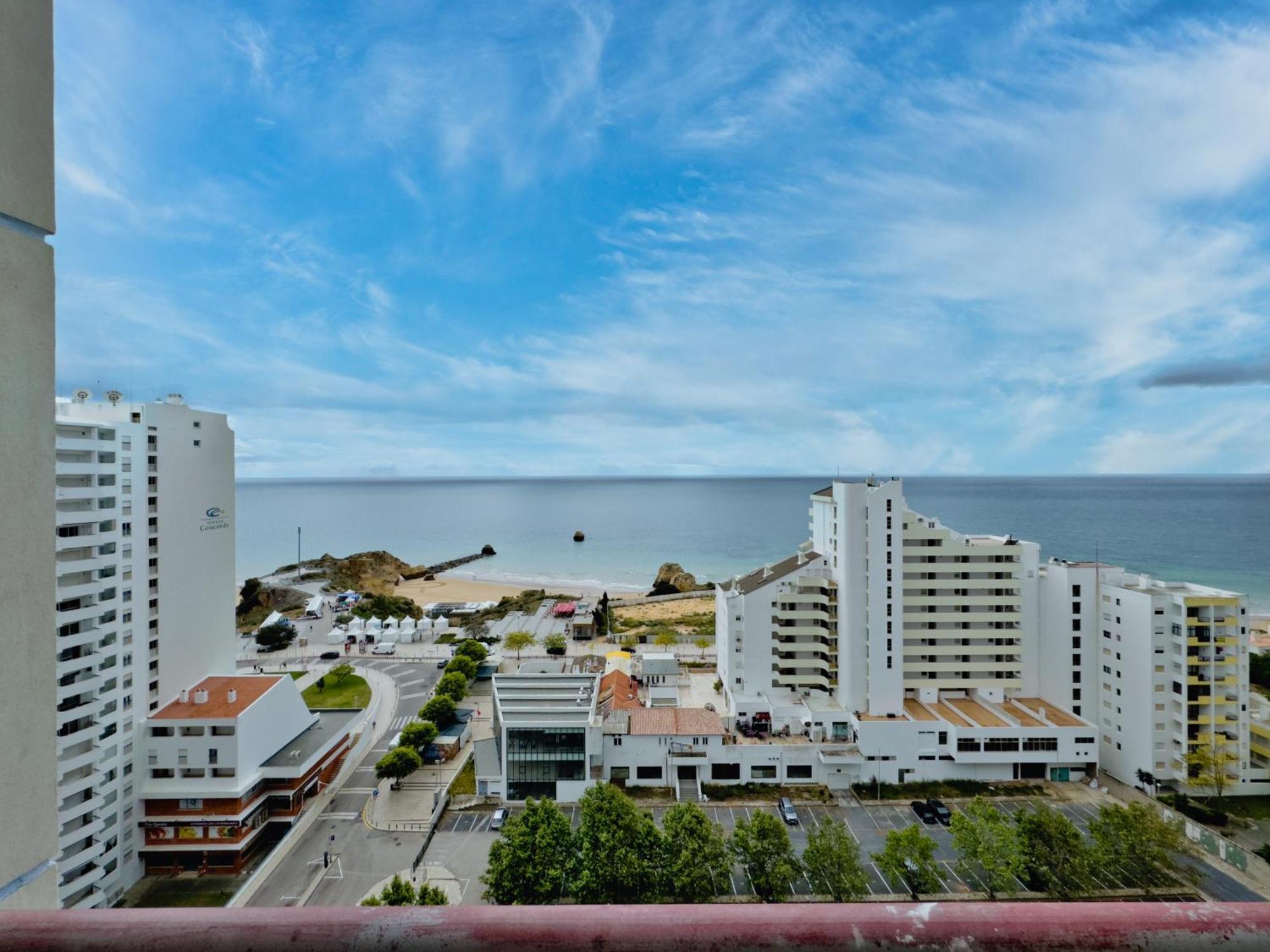 Apartamentos Turisticos Perola Da Rocha ポルティマン エクステリア 写真