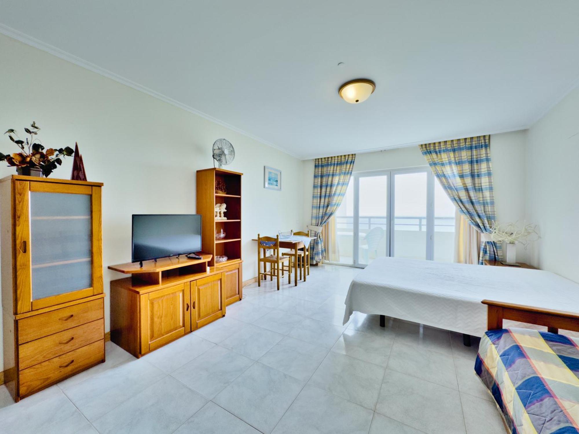 Apartamentos Turisticos Perola Da Rocha ポルティマン エクステリア 写真